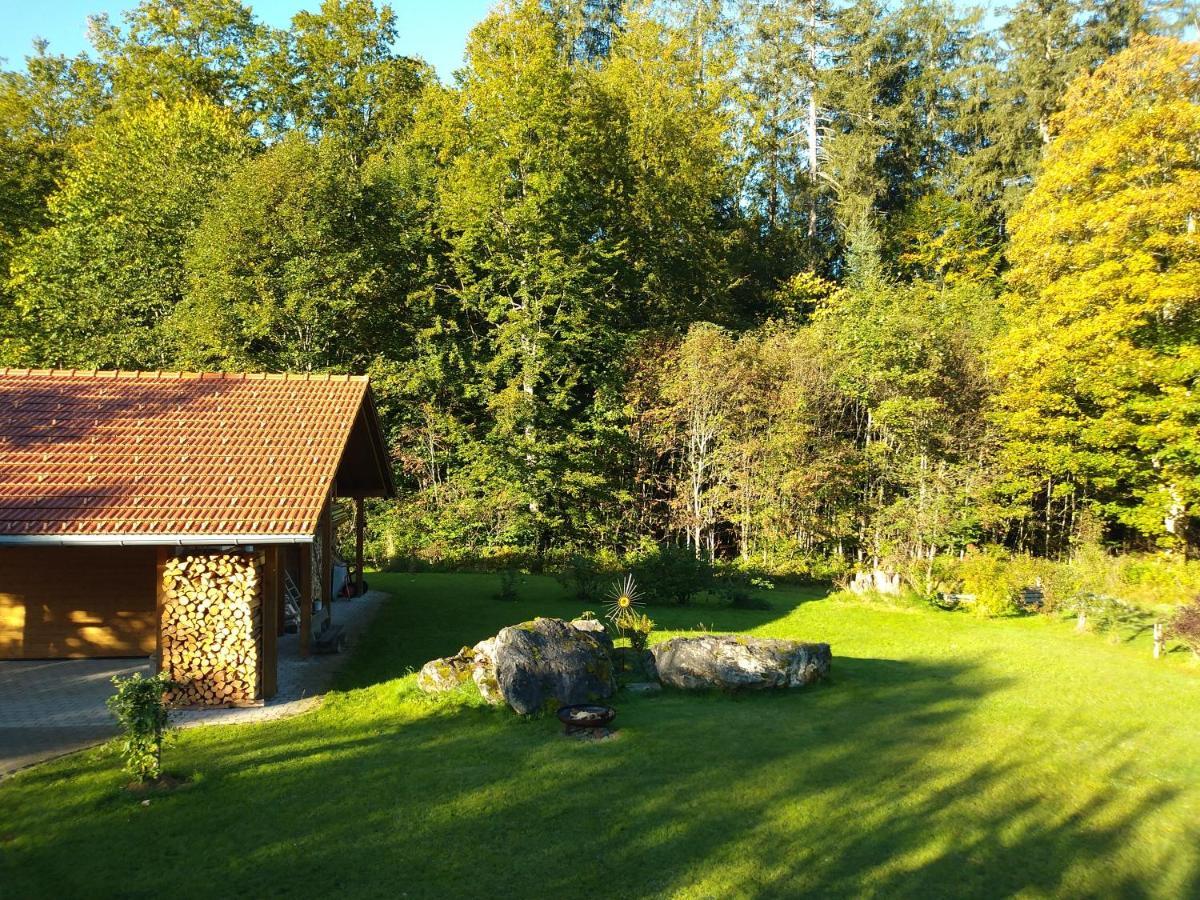 Huettenzauber Ferienwohnung Mitten Im Nationalpark Линдберг Экстерьер фото